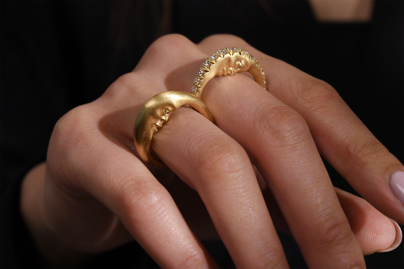 Anthony Lent XL Crescent Moonface Ring in 18k Yellow gold